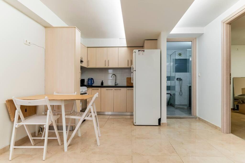 Apartment At Ano Glifada. Athén Kültér fotó